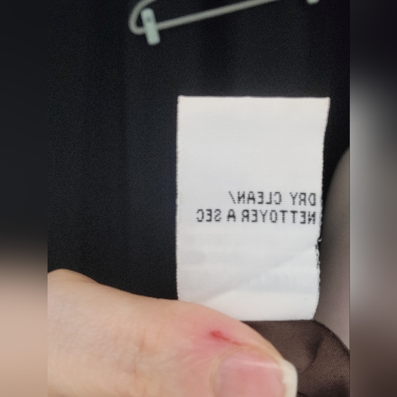 Gorgeous Brown Silk Skirt with Abstract Leaf Pattern - Picture 7 of 7